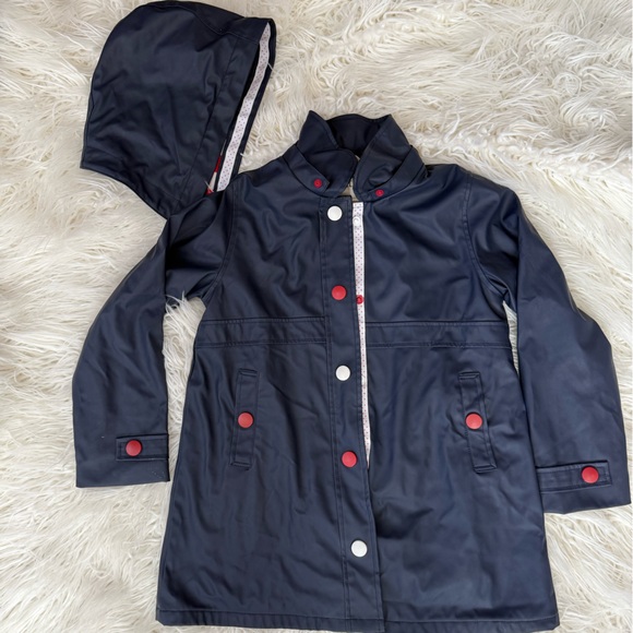 Navy Blue Hatley kids jacket size 10.  It has a detachable hood.  Like new - Picture 3 of 5